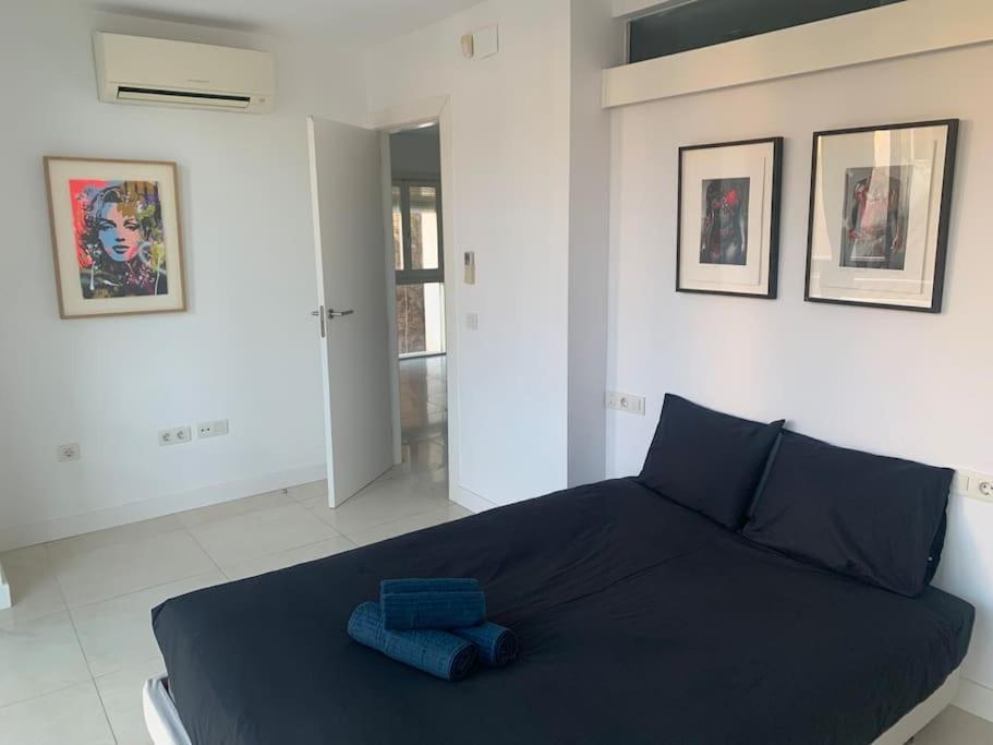 Spacious Loft / Literally At The Foot Of Alhambra Apartment Granada Bagian luar foto